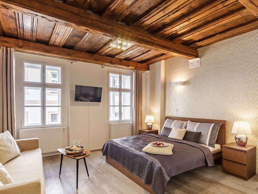 Downtown Royal Apartments Ceske Budejovice Kültér fotó
