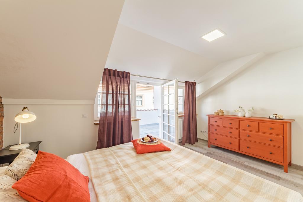 Downtown Royal Apartments Ceske Budejovice Kültér fotó